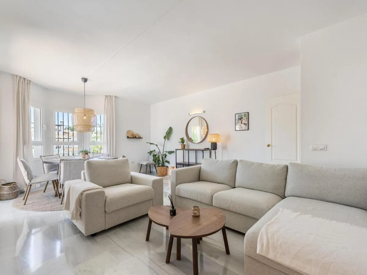 Apartment Los Naranjos Beautiful 1 Bedroom Penthouse Marbella Spain