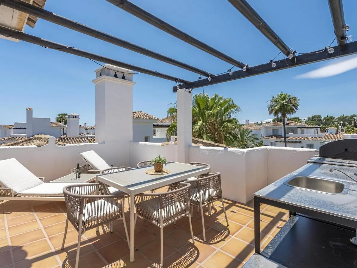 Apartment Los Naranjos Beautiful 1 Bedroom Penthouse Marbella Spain