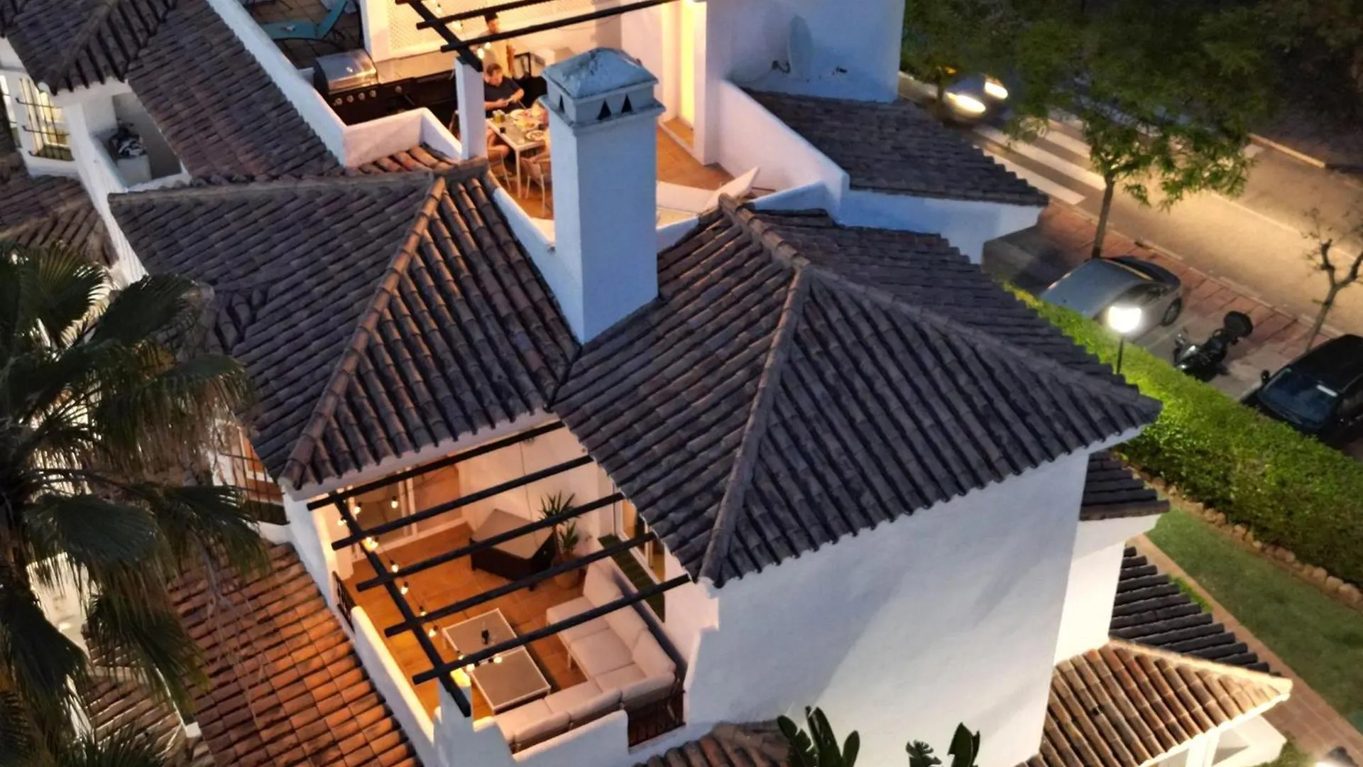 Apartment Los Naranjos Beautiful 1 Bedroom Penthouse Marbella
