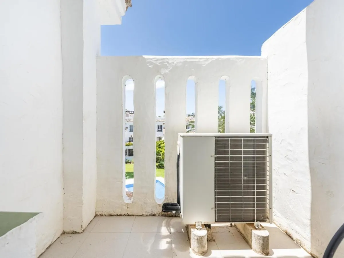 Los Naranjos Beautiful 1 Bedroom Penthouse Marbella